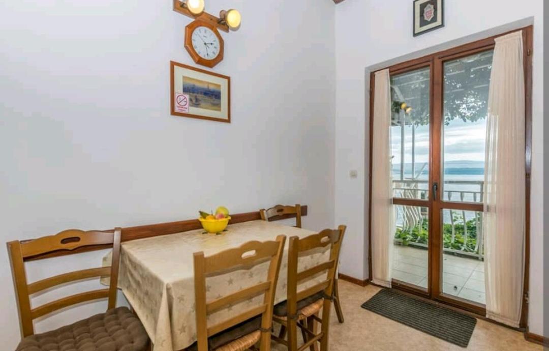 Apartment With Sea View II Stanici エクステリア 写真